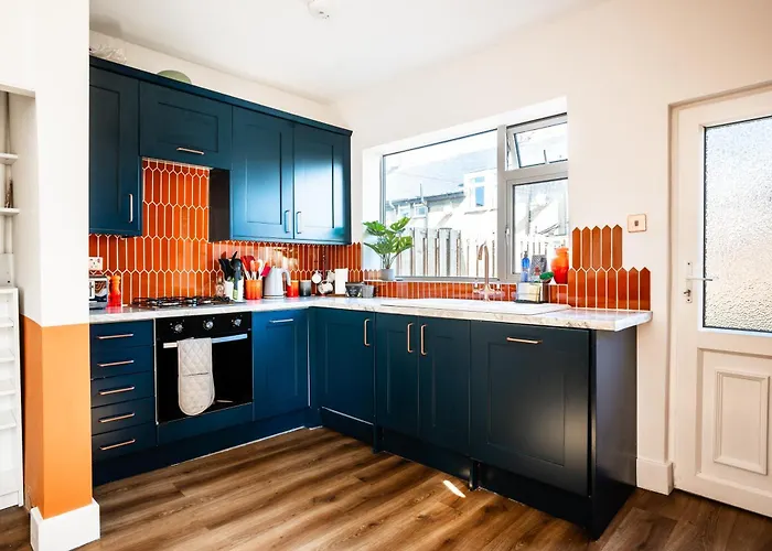 With Airhgt At 3 Bedroom House Near The Stray Holiday home Harrogate